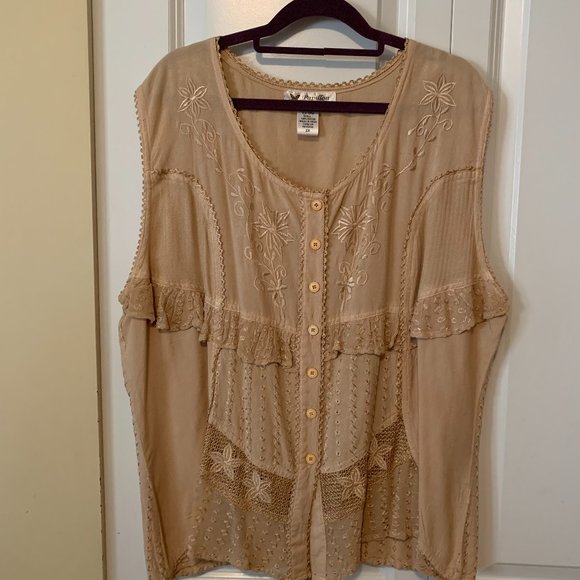 Papillon Skirt & Blouse set - Picture 5 of 5